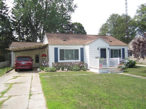 340 E Pine St, Fremont, MI 49412 photo 1