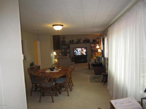 340 E Pine St, Fremont, MI 49412 photo 9