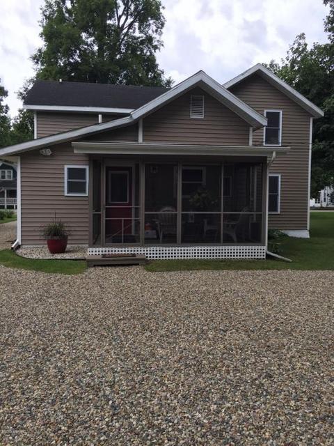 327 Eliza St, Schoolcraft, MI 49087 photo 2