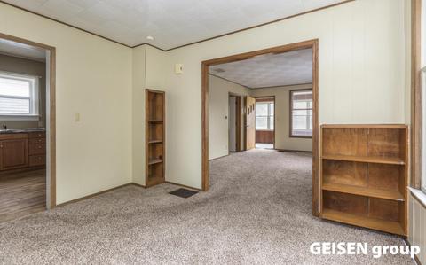 608 Harrison St, Belding, MI 48809 photo 5