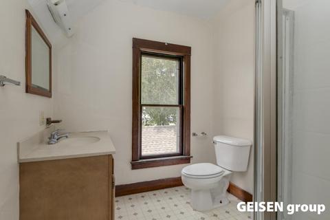 608 Harrison St, Belding, MI 48809 photo 13