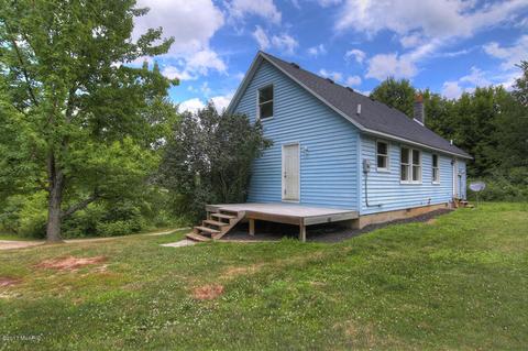 700 Newaygo Rd, Bailey, MI 49303 photo 5