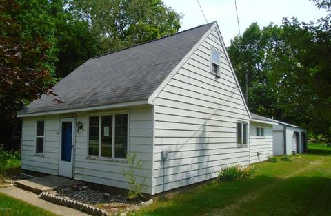 971 Gainder, Plainwell, MI 49080 photo 1