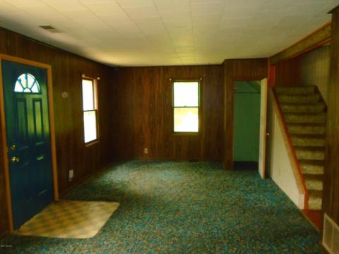 971 Gainder, Plainwell, MI 49080 photo 5