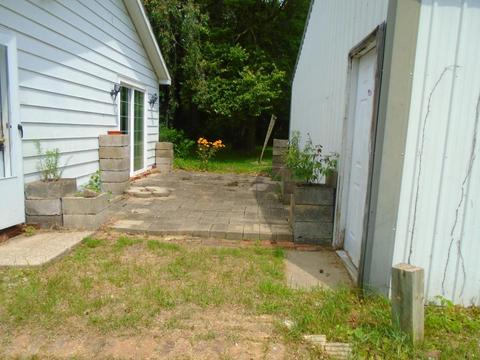 971 Gainder, Plainwell, MI 49080 photo 2