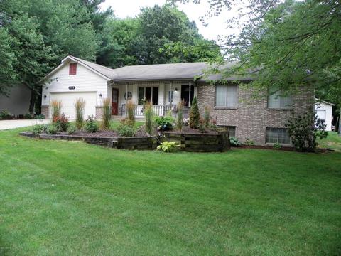 4123 White Pine Dr, Dorr, MI 49323 photo 1