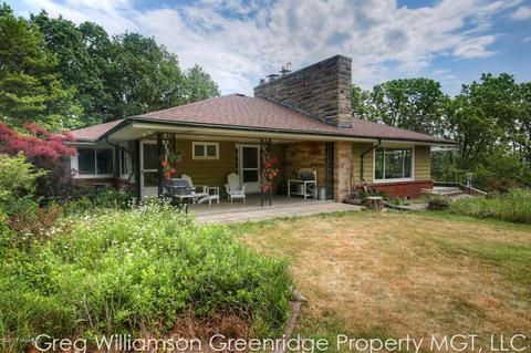 1675 Gee Dr SE, Lowell, MI 49331 photo 2
