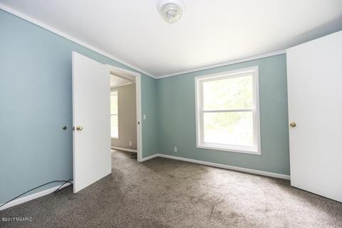 427 105th Ave, Plainwell, MI 49080 photo 11