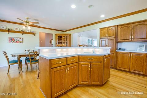 1978 Bosek Ct, Dorr, MI 49323 photo 27
