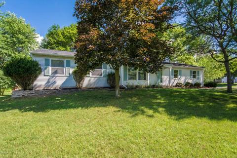 6649 Rix St SE, Ada, MI 49301 photo 4