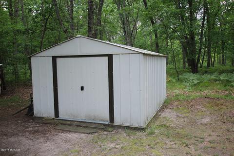 222 W Baseline Rd, White Cloud, MI 49349 photo 13