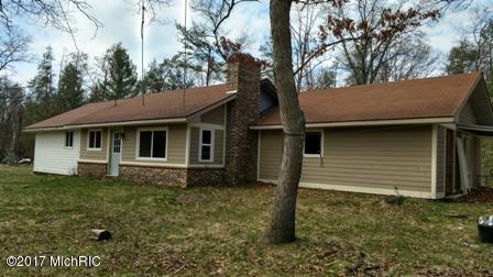 7438 W Wingleton, Baldwin, MI 49304 photo 1