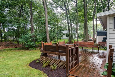 6146 Witherbee Dr SE, Ada, MI 49301 photo 44