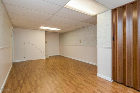 6146 Witherbee Dr SE, Ada, MI 49301 photo 38
