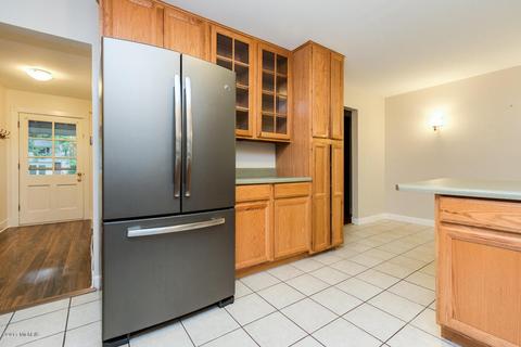 6146 Witherbee Dr SE, Ada, MI 49301 photo 17