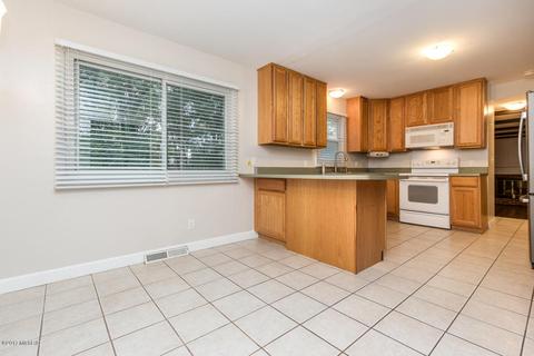 6146 Witherbee Dr SE, Ada, MI 49301 photo 14