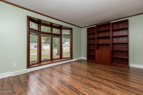 6146 Witherbee Dr SE, Ada, MI 49301 photo 10