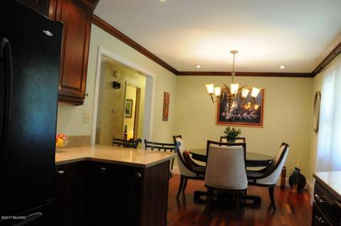 709 E North Dr, Marshall, MI 49068 photo 13