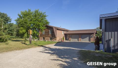 1019 Harding St, Belding, MI 48809 photo 2