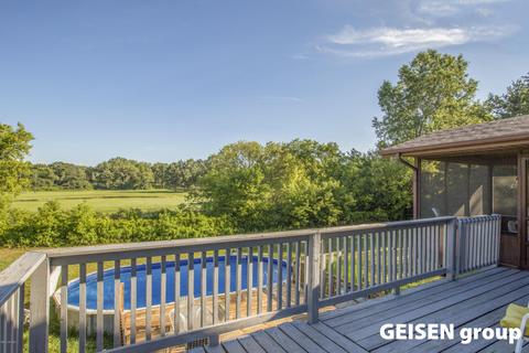 1019 Harding St, Belding, MI 48809 photo 6