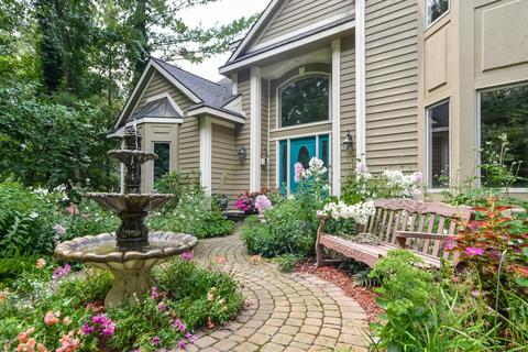 4985 Spring Ridge Dr NE, Ada, MI 49301 photo 2