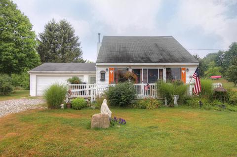 281 Rasmussen Dr, Trufant, MI 49347 photo 1