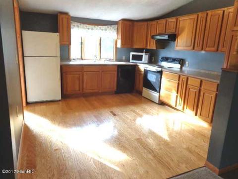 14612 Rangeline, Buchanan, MI 49107 photo 6