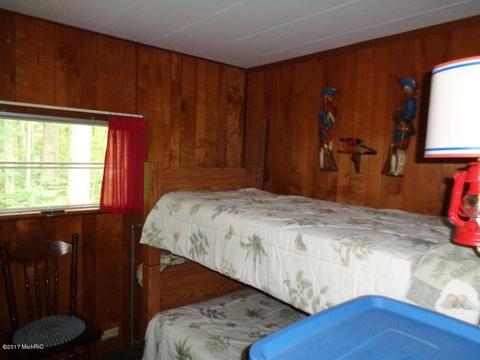 1302 Blacksmith Ln, White Cloud, MI 49349 photo 11