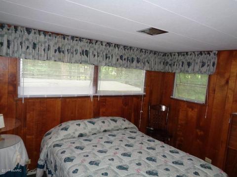 1302 Blacksmith Ln, White Cloud, MI 49349 photo 9
