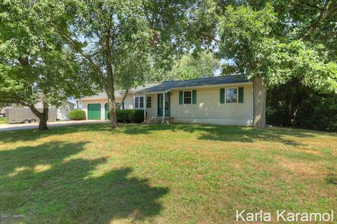 765 Schultz NW, Sparta, MI 49345 photo 3