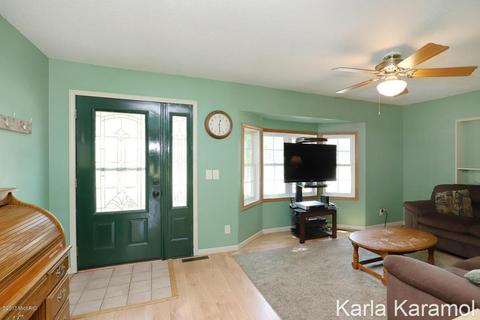 765 Schultz NW, Sparta, MI 49345 photo 5