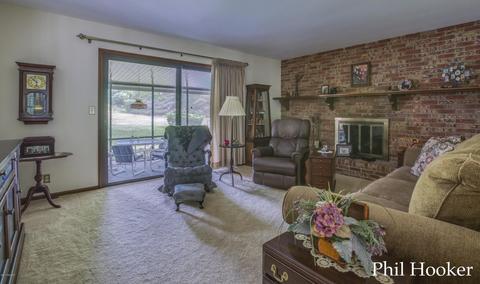 10821 Bennett St SE, Lowell, MI 49331 photo 5
