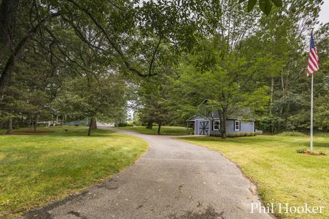 10821 Bennett St SE, Lowell, MI 49331 photo 26