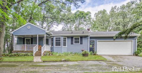 10821 Bennett St SE, Lowell, MI 49331 photo 1