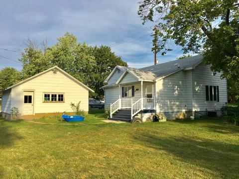 121 E Walnut St, Carson City, MI 48811 photo 10