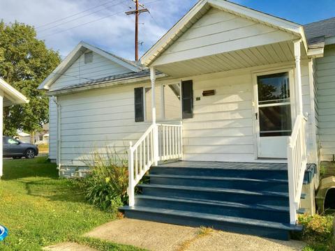121 E Walnut St, Carson City, MI 48811 photo 8