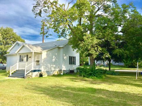 121 E Walnut St, Carson City, MI 48811 photo 30