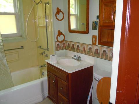 345 Lake St, Baldwin, MI 49304 photo 9