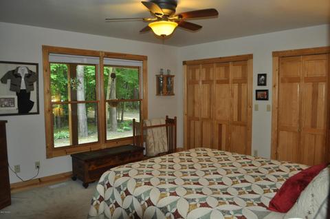 1154 46th St, Pullman, MI 49450 photo 18