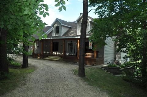 1154 46th St, Pullman, MI 49450 photo 2