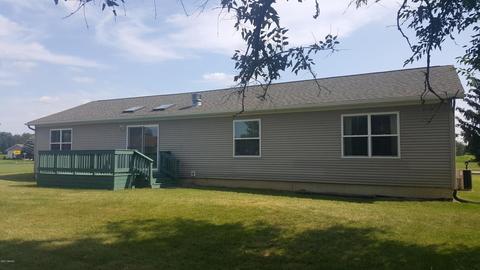 733 E Grant, Bronson, MI 49028 photo 2