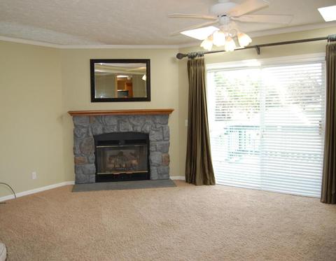 733 E Grant, Bronson, MI 49028 photo 6