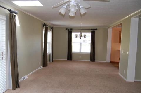 733 E Grant, Bronson, MI 49028 photo 7