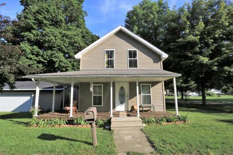 325 W Fourth St, Constantine, MI 49042 photo 1