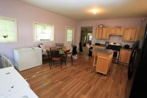 325 W Fourth St, Constantine, MI 49042 photo 6