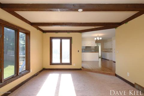 7641 Apple Hill Ct SE, Ada, MI 49301 photo 5