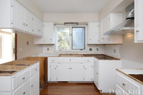 7641 Apple Hill Ct SE, Ada, MI 49301 photo 8