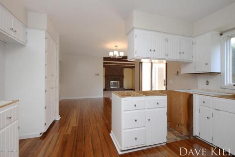 7641 Apple Hill Ct SE, Ada, MI 49301 photo 11