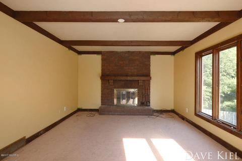 7641 Apple Hill Ct SE, Ada, MI 49301 photo 4