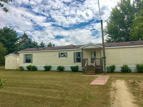 10934 Beardsley Rd, Carson City, MI 48811 photo 3